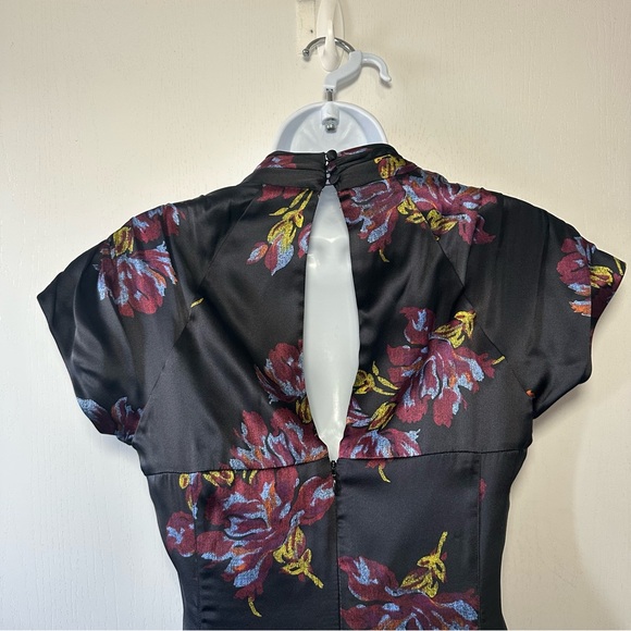 CINQ À SEPT Women’s Black Floral Neila Surplice Cocktail Silk Midi-Dress- Size 6 - Picture 8 of 15
